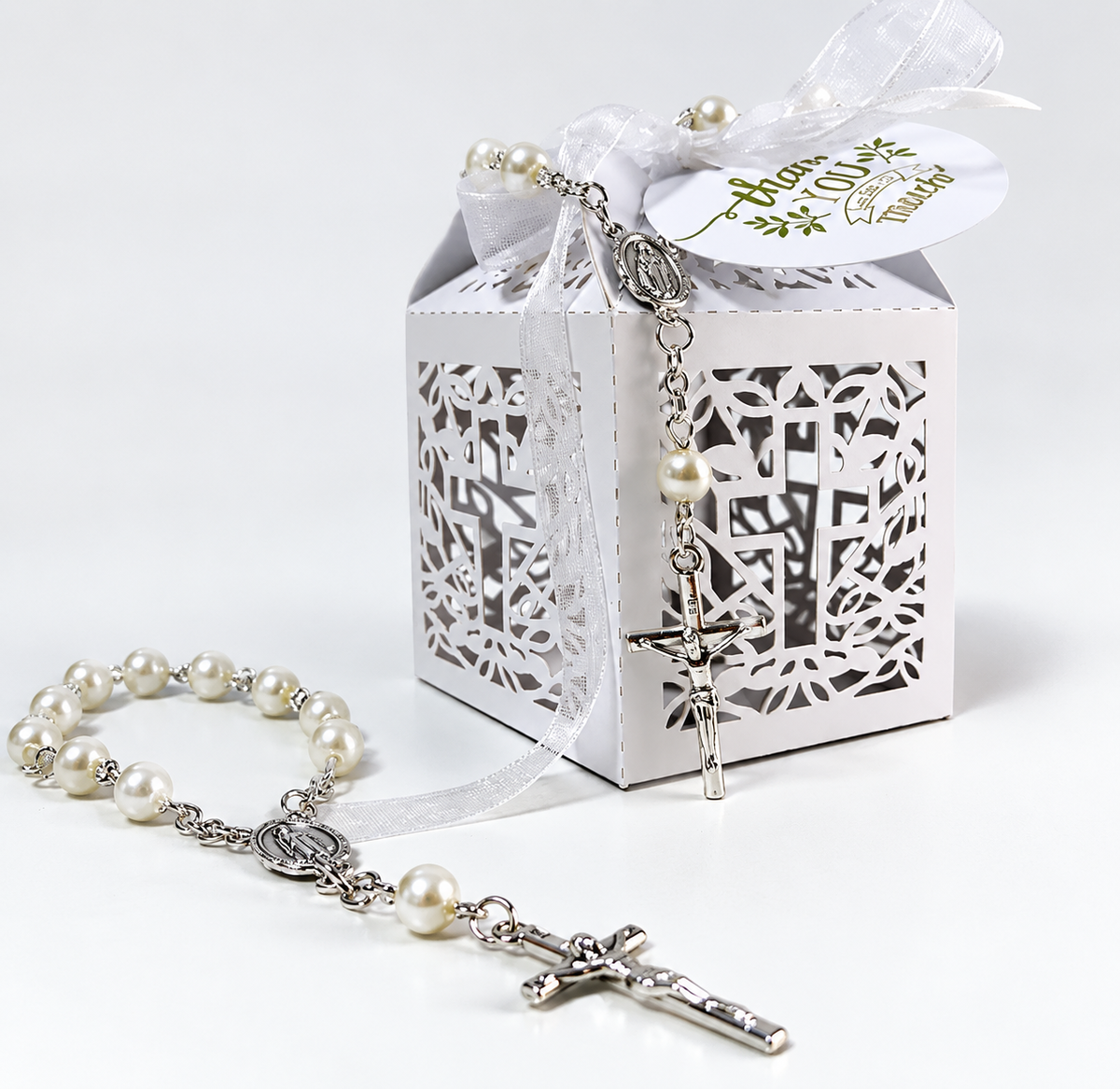 Kruis geschenkdoosje met rozenkrans